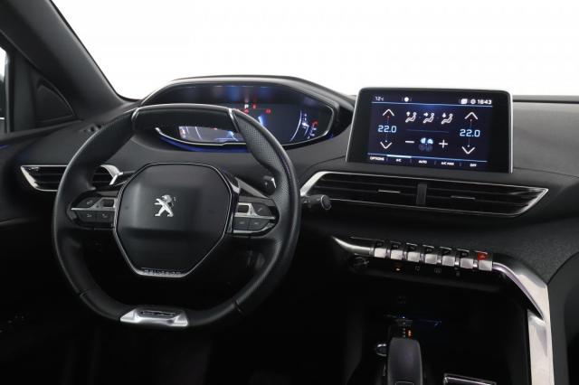 Peugeot 3008 image 1