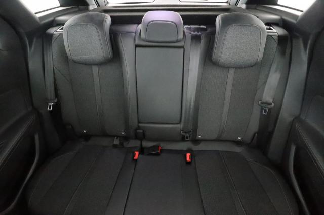 Peugeot 3008 image 2