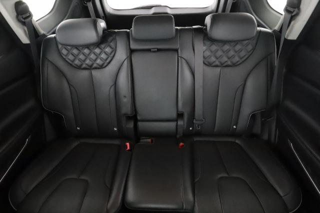 Hyundai Santa Fe image 5