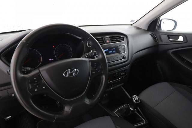 Hyundai I20 image 9