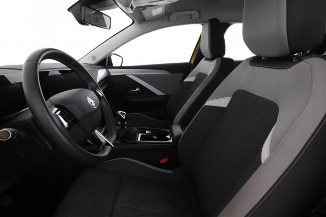 Opel Astra image 6