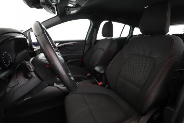 Ford Focus image 4