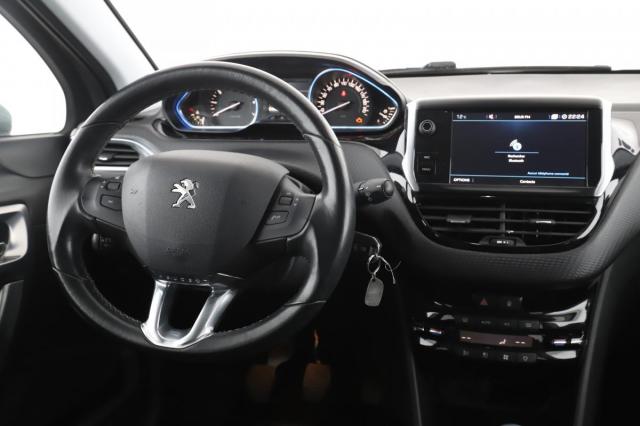 Peugeot 2008 image 1