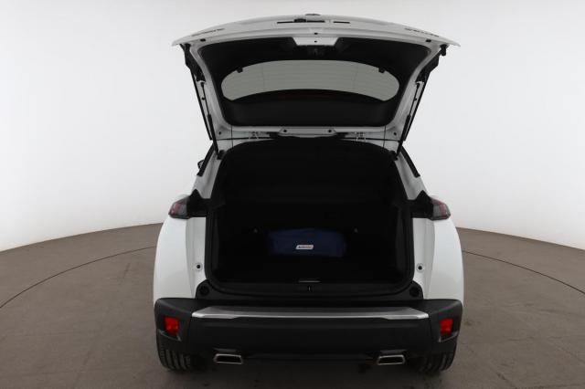 Peugeot 2008 image 7