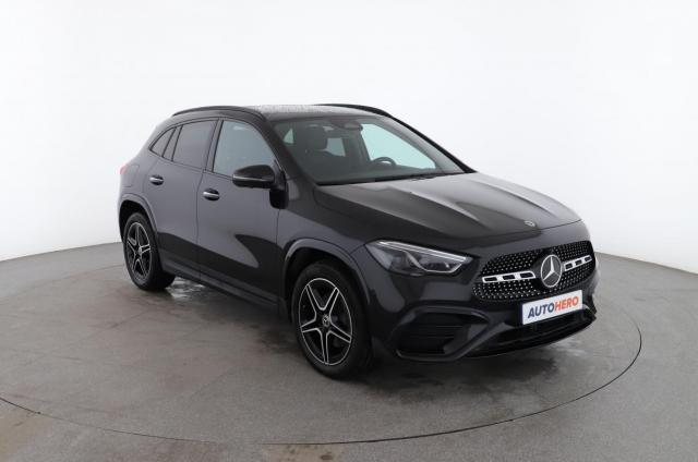 Mercedes Benz Gla image 9