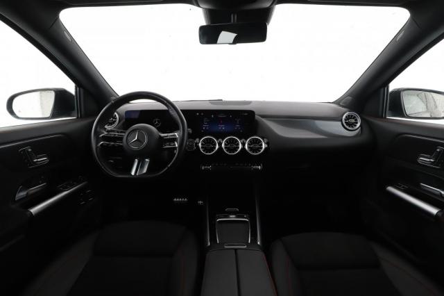 Mercedes Benz Gla image 6