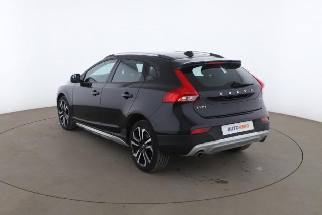 Volvo V40 Cross Country image 1