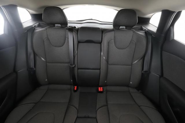 Volvo V40 Cross Country image 6