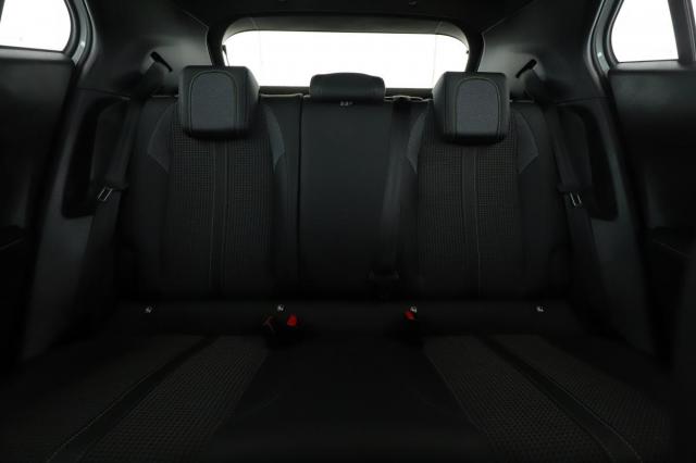 Peugeot 2008 image 1