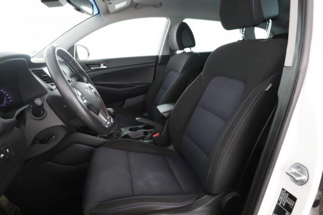 Hyundai Tucson image 6