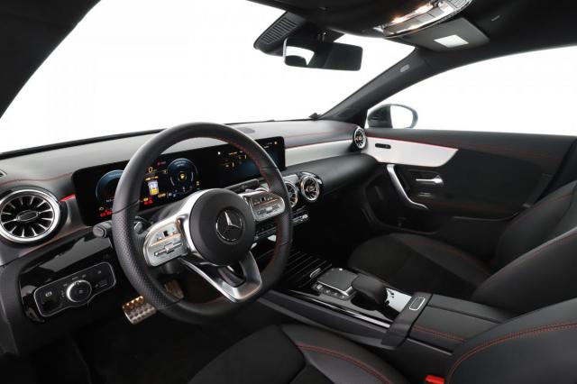 Mercedes Benz Cla image 2