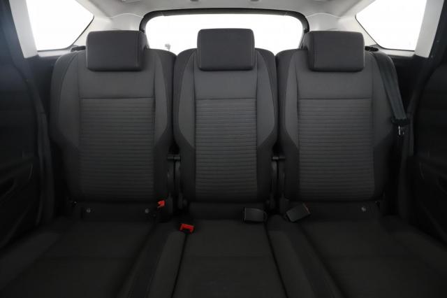 Ford C-Max image 1