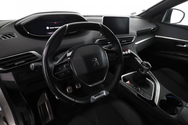 Peugeot 3008 image 3