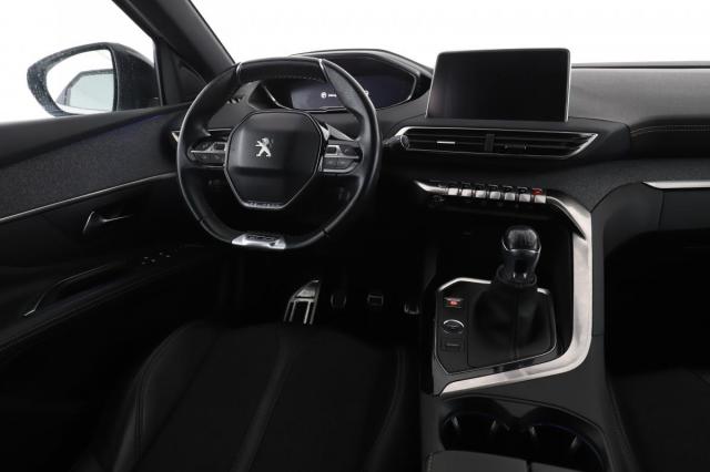Peugeot 3008 image 2