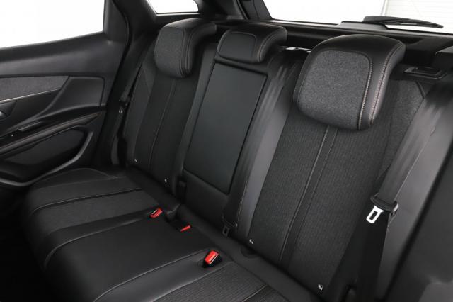 Peugeot 3008 image 9