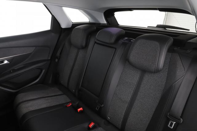 Peugeot 3008 image 1