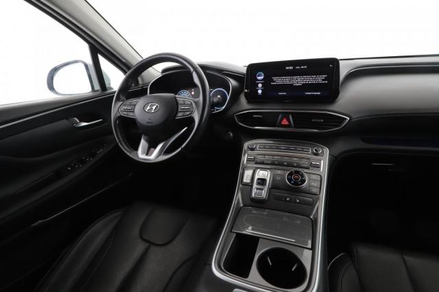 Hyundai Santa Fe image 6