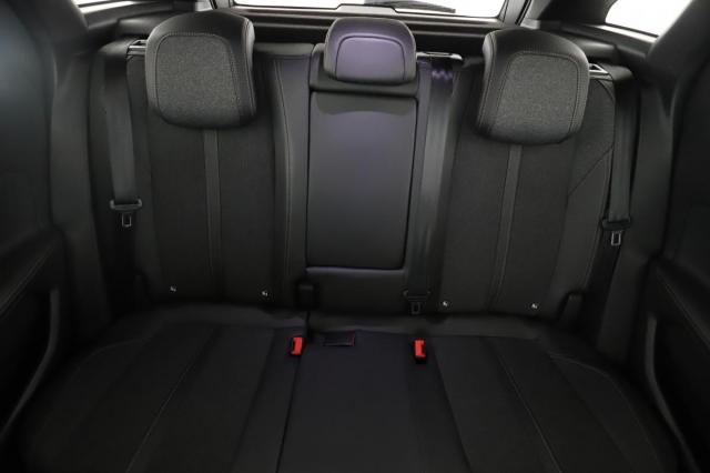 Peugeot 3008 image 9