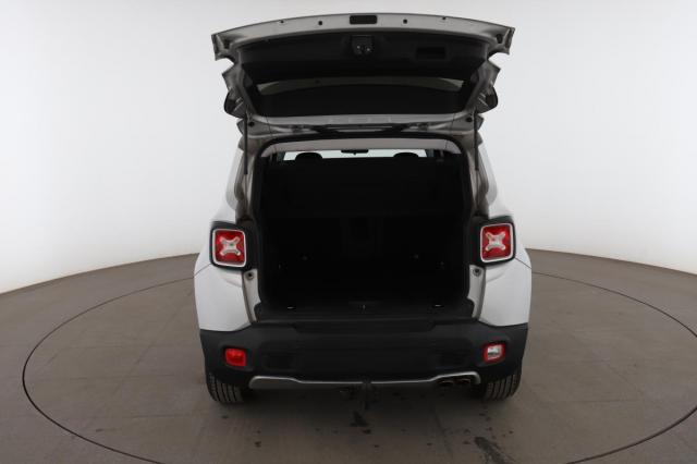 Jeep Renegade image 3