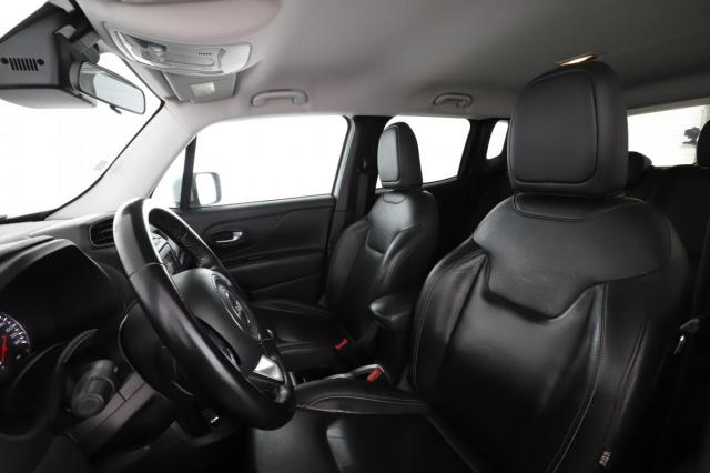 Jeep Renegade image 2