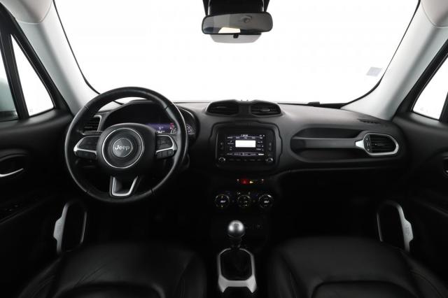 Jeep Renegade image 7