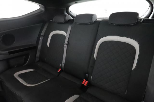 Kia Pro_cee'D image 7
