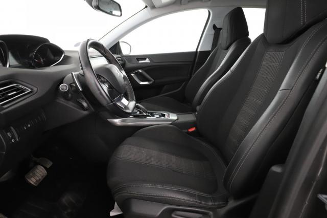 Peugeot 308 image 6