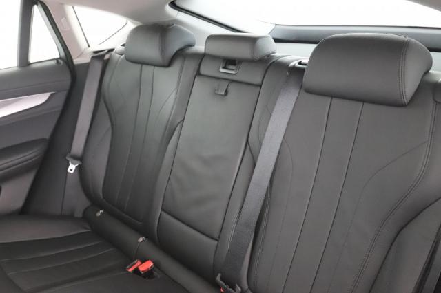 Bmw X6 image 6