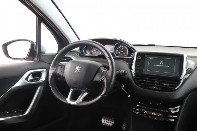 Peugeot 2008 image 6