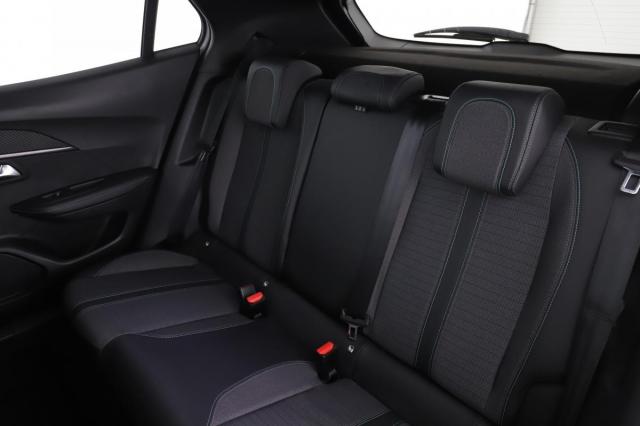 Peugeot 2008 image 4