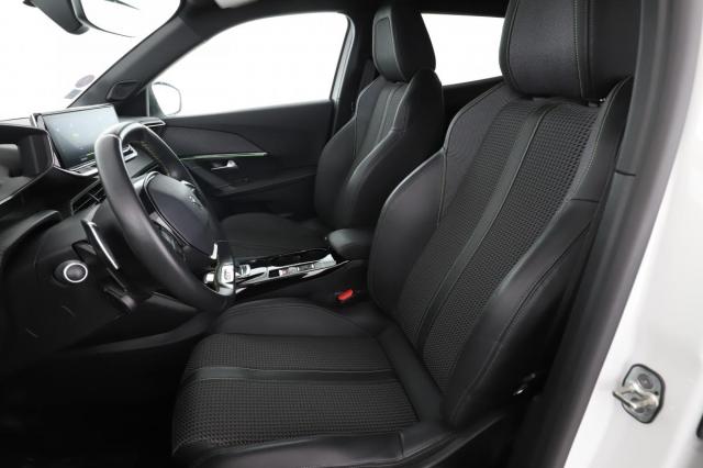 Peugeot 2008 image 4