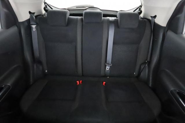 Nissan Juke image 6