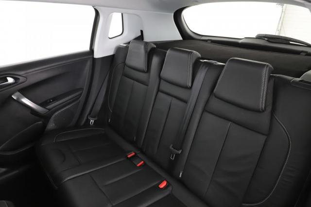 Peugeot 2008 image 4