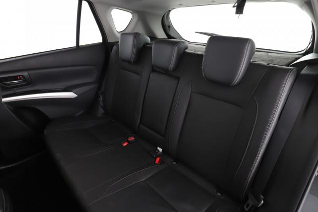 Suzuki Sx4 S-Cross image 8