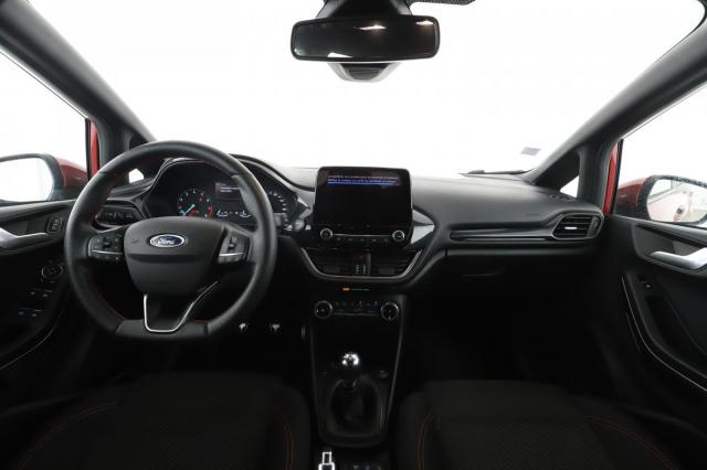 Ford Fiesta image 3