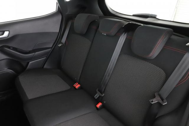 Ford Fiesta image 4