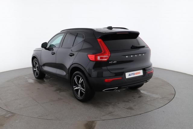 Volvo Xc40 image 2