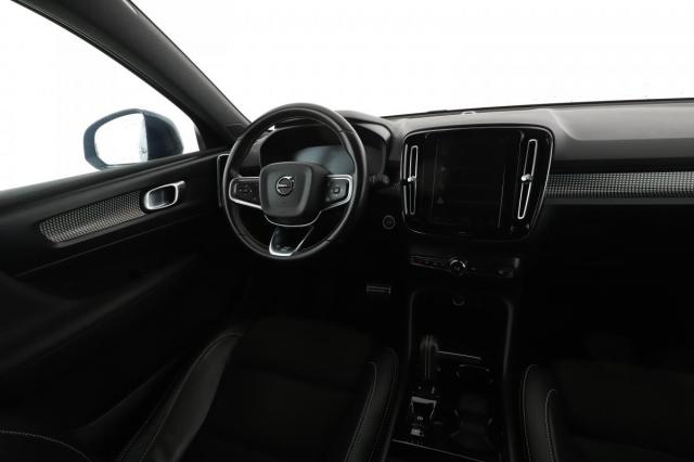 Volvo Xc40 image 3