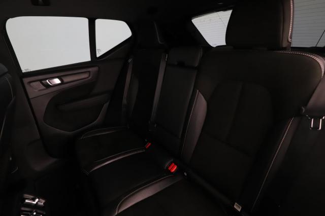 Volvo Xc40 image 7
