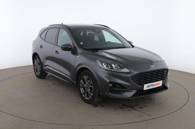 Ford Kuga image 3