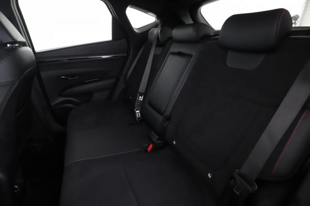 Hyundai Tucson image 8