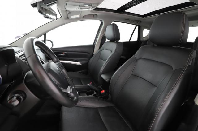 Suzuki Sx4 S-Cross image 8