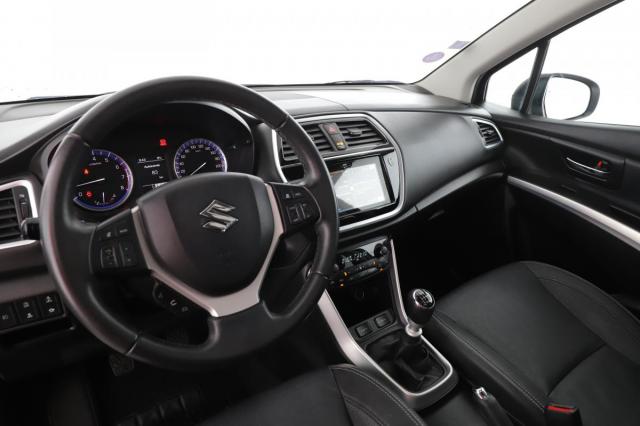 Suzuki Sx4 S-Cross image 9