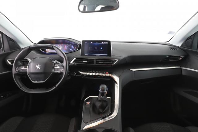 Peugeot 3008 image 2