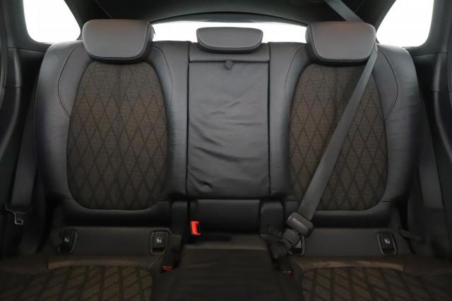 Bmw X1 image 1