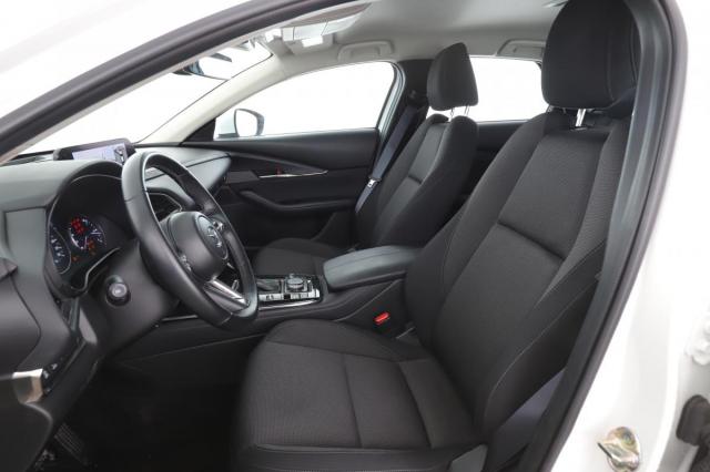 Mazda Cx-30 image 1