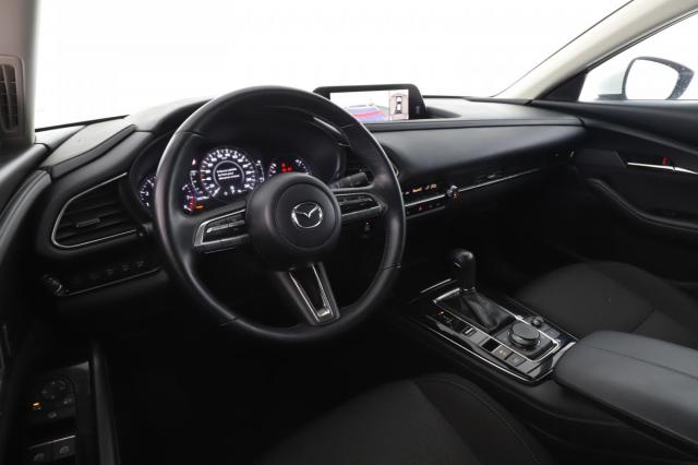 Mazda Cx-30 image 2