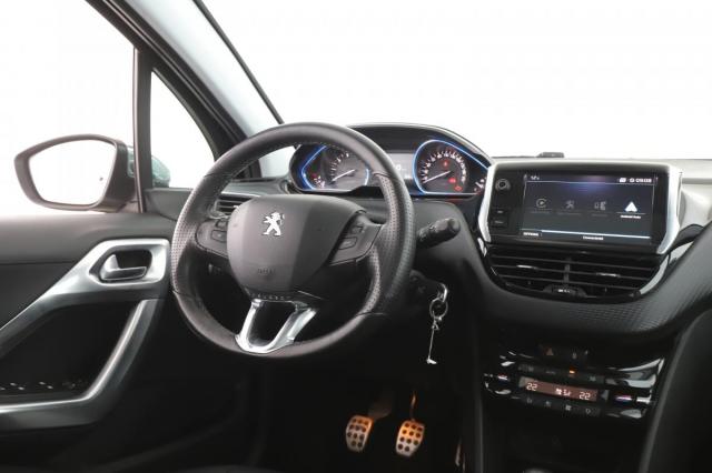 Peugeot 2008 image 4
