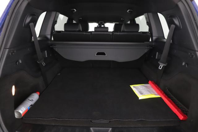 Mercedes Benz Glb image 1