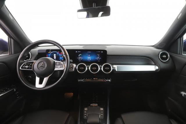 Mercedes Benz Glb image 6